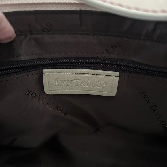 Ann Taylor Vintage Genuine Leather Handbag Cream w/Contrast Red Stitching - Picture 6 of 9